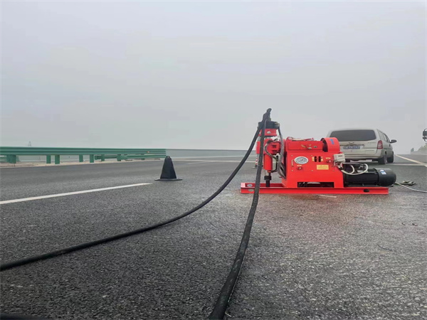 泰宁马路路基路面开裂下沉注浆加固灌浆